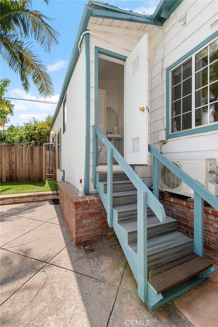 Photo for 1512 WABASSO Way, Glendale, CA 91208 - Listing #SR-19215623 1512 WABASSO Way, Glendale, CA 91208