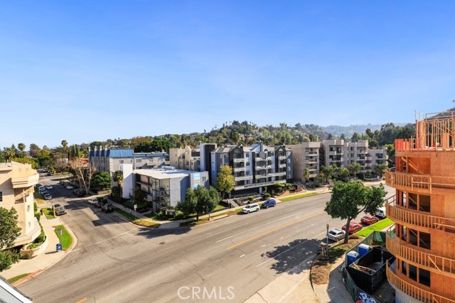 2 Bed Home for Sale in Sherman Oaks, California
