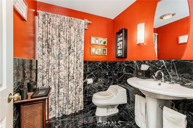 5 Bed Home for Sale in Sherman Oaks, California