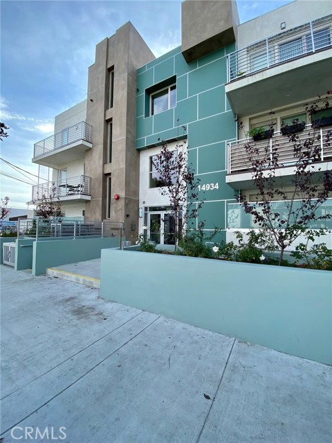 Photo of 14934 Burbank Boulevard #31, Sherman Oaks, CA 91411