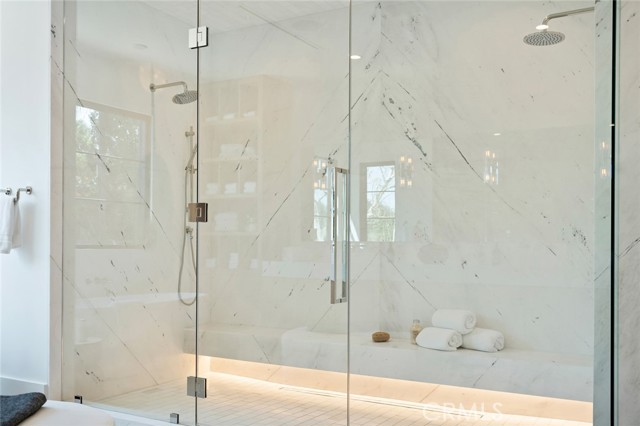 5 Bed Home for Sale in Encino, California