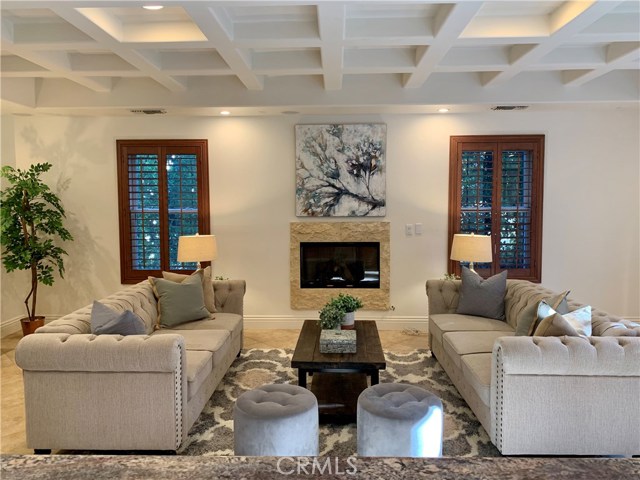 5 Bed Home for Sale in Granada Hills, California