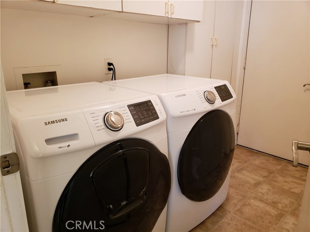 2 Bed Home for Sale in Calabasas, California