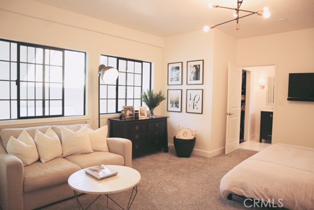 2 Bed Home for Sale in Sherman Oaks, California