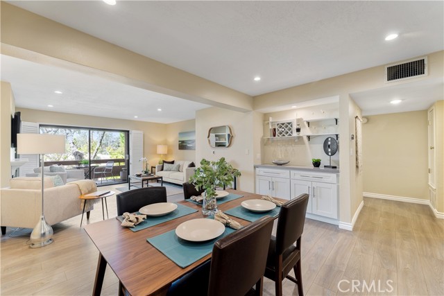 2 Bed Home for Sale in Sherman Oaks, California