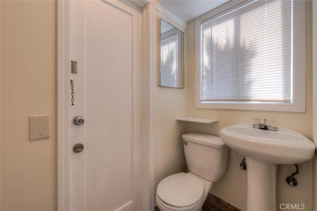 Photo for 4712 Pennsylvania Avenue, La Crescenta, CA 91214 - Listing #SR-19161702 4712 Pennsylvania Avenue, La Crescenta, CA 91214