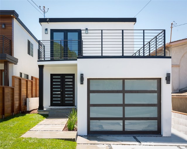 1734 Spreckels Lane, Redondo Beach, California 90278, 3 Bedrooms Bedrooms, ,3 BathroomsBathrooms,Residential,Sold,Spreckels,SR20155504