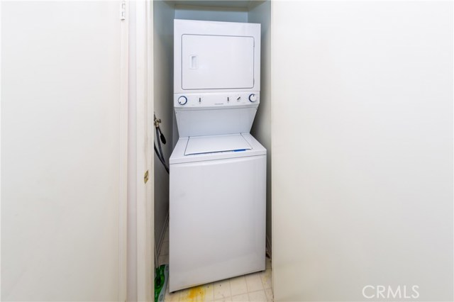 2 Bed Home for Sale in Sherman Oaks, California