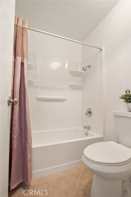 1 Bed Home for Sale in Encino, California