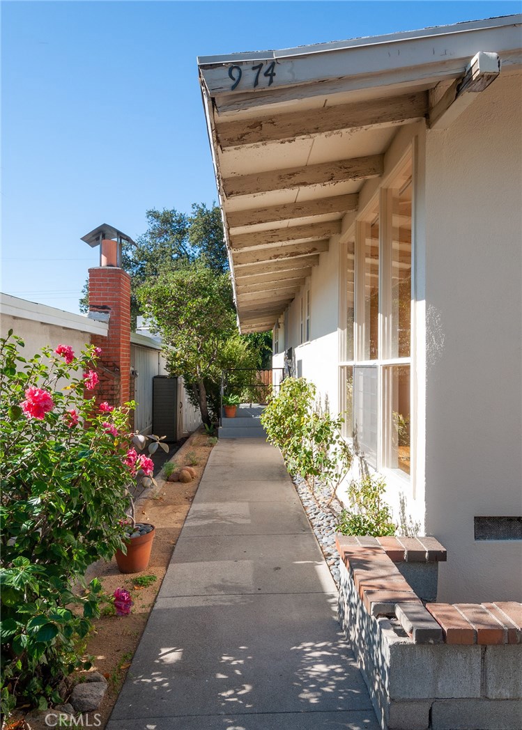 Photo for 9743 PALI Avenue, Tujunga, CA 91042 - Listing #SR-19267232 9743 PALI Avenue, Tujunga, CA 91042