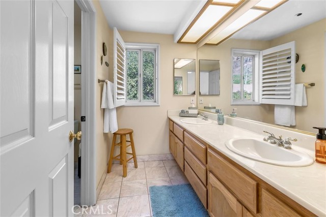 4 Bed Home for Sale in Granada Hills, California