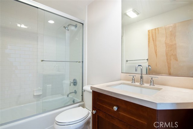 2 Bed Home for Sale in Playa Vista, California