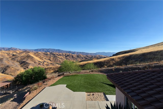 3 Bed Home for Sale in Agua Dulce, California
