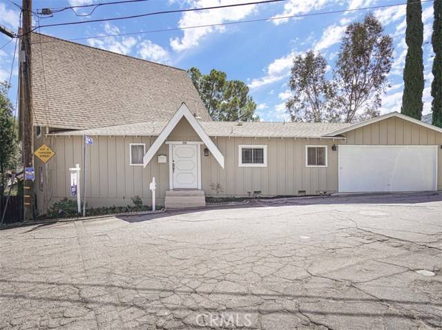 Photo of 4236 Ensenada Drive, Woodland Hills, CA 91364