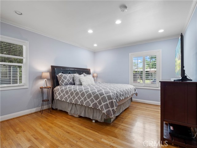 4 Bed Home for Sale in Sherman Oaks, California