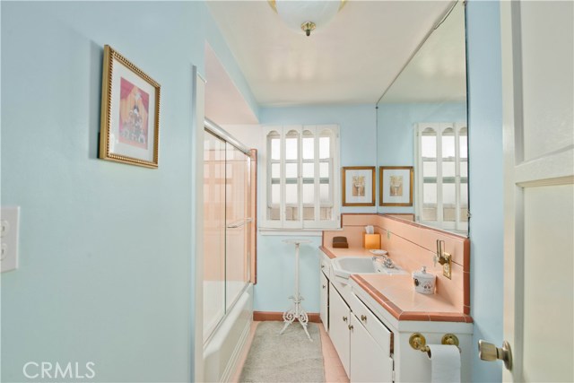 4 Bed Home for Sale in Valley Village, California