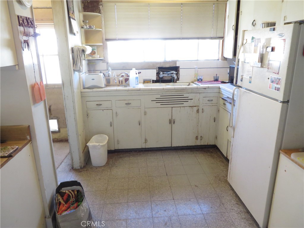 Photo for 1065 ALLEN Avenue, Glendale, CA 91201 - Listing #SR-19253303 1065 ALLEN Avenue, Glendale, CA 91201