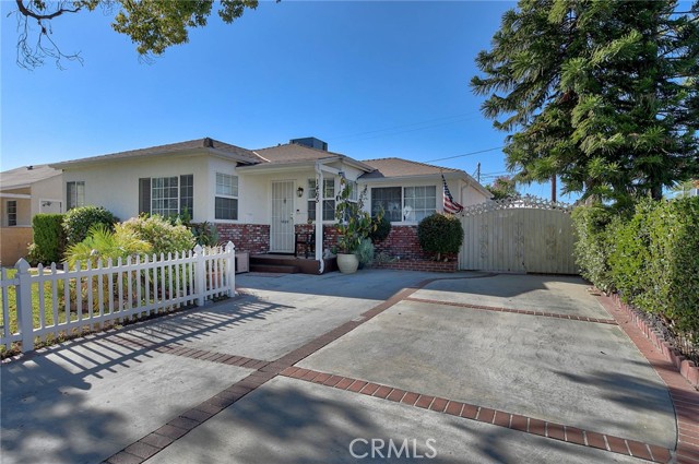 3 Bed Home for Sale in Burbank, California