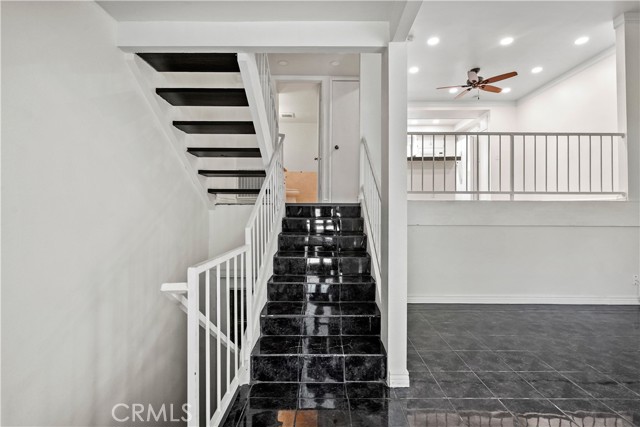 2 Bed Home for Sale in Van Nuys, California