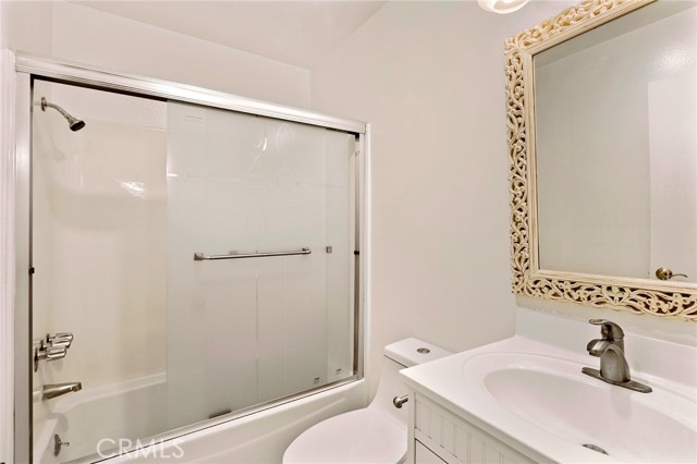 2 Bed Home for Sale in Calabasas, California