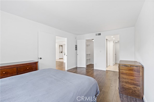 2 Bed Home for Sale in Los Angeles, California