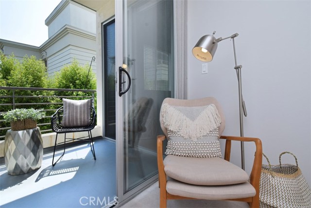 2 Bed Home for Sale in Studio City, California