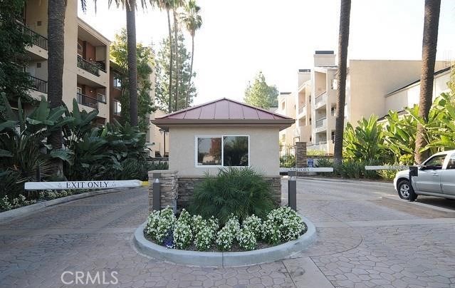 Photo for 21500 BURBANK Boulevard, 305, Woodland Hills, CA 91367 - Listing #SR-19282412 21500 BURBANK Boulevard, 305, Woodland Hills, CA 91367