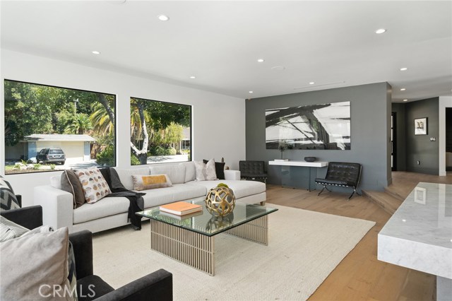 4 Bed Home for Sale in Encino, California