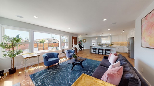 4 Bed Home for Sale in Los Angeles, California