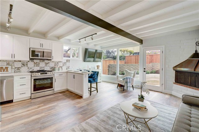 1202 20th Place, Hermosa Beach, California 90254, 2 Bedrooms Bedrooms, ,1 BathroomBathrooms,Residential,Sold,20th,SR19185438