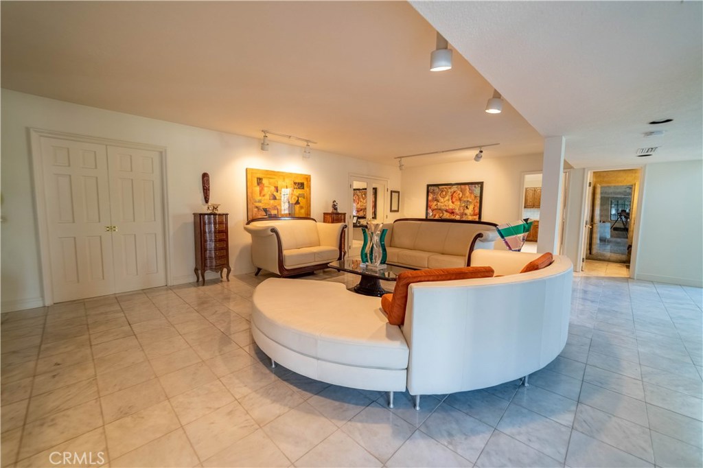 Photo for 1479 BELLEAU Road, Glendale, CA 91206 - Listing #SR-19152606 1479 BELLEAU Road, Glendale, CA 91206