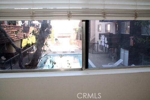 1 Bed Home for Sale in Encino, California