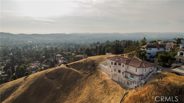Photo of 22560 Uhea Road, Woodland Hills, CA 91364