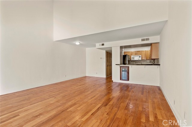 2 Bed Home for Sale in Calabasas, California