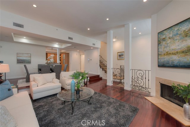 3 Bed Home for Sale in Studio City, California