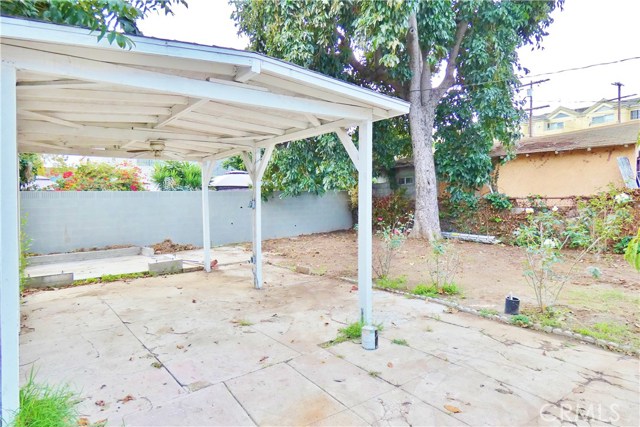 3 Bed Home for Sale in Los Angeles, California