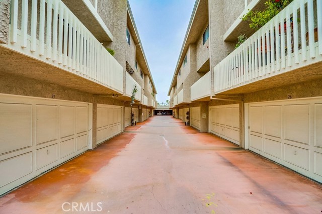 511 Meyer Lane, Redondo Beach, California 90278, 2 Bedrooms Bedrooms, ,1 BathroomBathrooms,Residential,Sold,Meyer,SR19152938