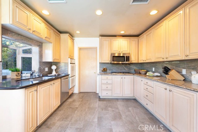 4 Bed Home for Sale in Encino, California