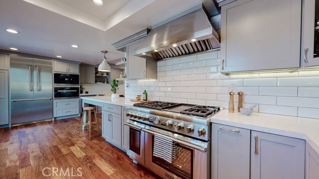1427 12th Street, Manhattan Beach, California 90266, 2 Bedrooms Bedrooms, ,3 BathroomsBathrooms,Residential,Sold,12th,SR20201962
