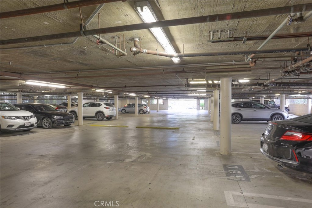 Photo for 5545 Canoga Avenue, 222, Woodland Hills, CA 91367 - Listing #SR-19281443 5545 Canoga Avenue, 222, Woodland Hills, CA 91367