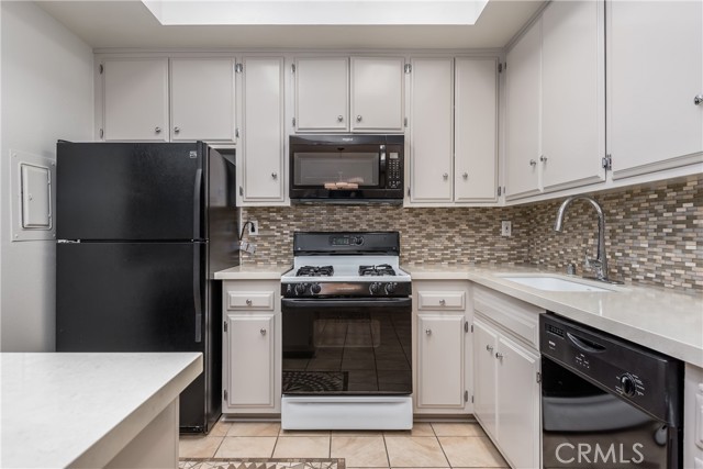 2 Bed Home for Sale in Encino, California