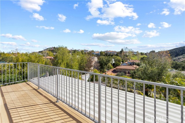 5 Bed Home for Sale in Calabasas, California