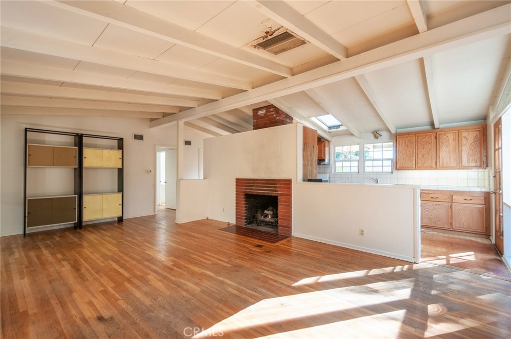 Photo for 9743 PALI Avenue, Tujunga, CA 91042 - Listing #SR-19267232 9743 PALI Avenue, Tujunga, CA 91042