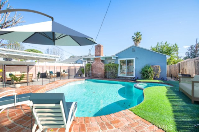 3 Bed Home for Sale in Lake Balboa, California