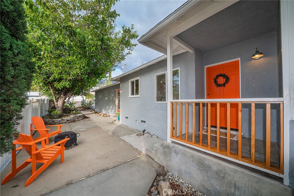 Photo for 6916 Beckett Street, Tujunga, CA 91042 - Listing #SR-19276702 6916 Beckett Street, Tujunga, CA 91042