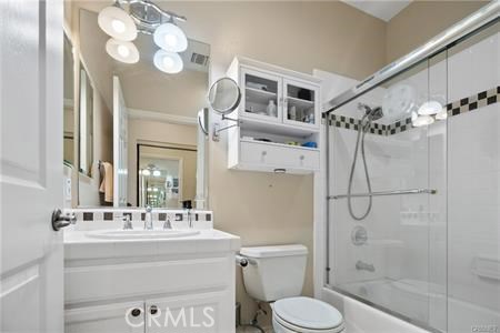 2 Bed Home for Sale in Studio City, California