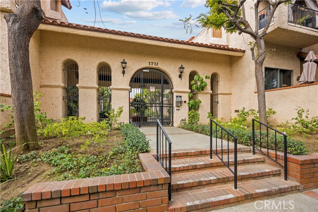 2 Bed Home for Sale in Burbank, California