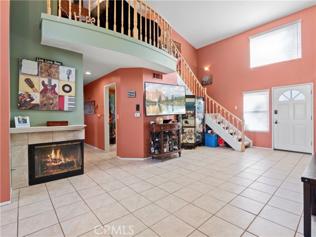 2 Bed Home for Sale in Saugus, California