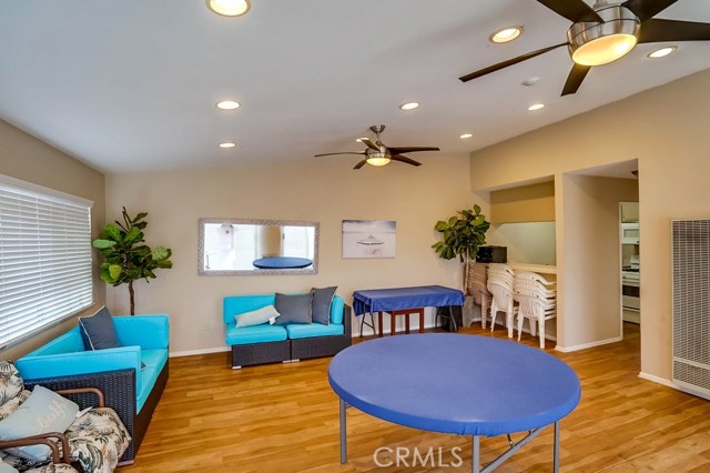 511 Meyer Lane, Redondo Beach, California 90278, 2 Bedrooms Bedrooms, ,1 BathroomBathrooms,Residential,Sold,Meyer,SR19152938