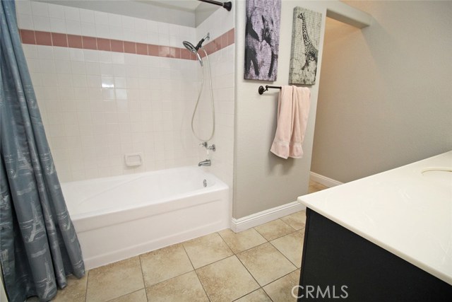 2 Bed Home for Sale in Granada Hills, California